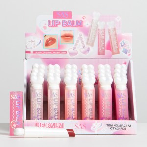 Hidratante de labios con color corazon SAS